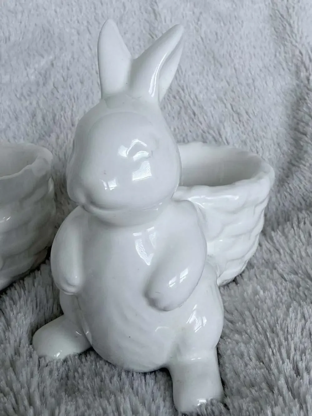Pottery Barn White Ceramic Easter Rabbit Bunny with Basket Bowl